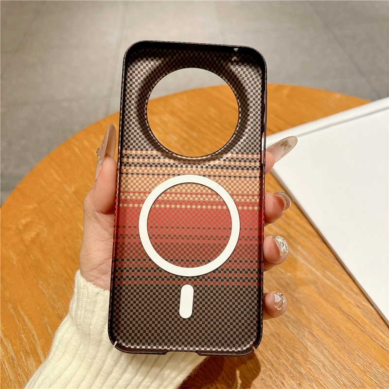 Magnetic Carbon Fiber Texture Phone Case with Wireless Charging Capability