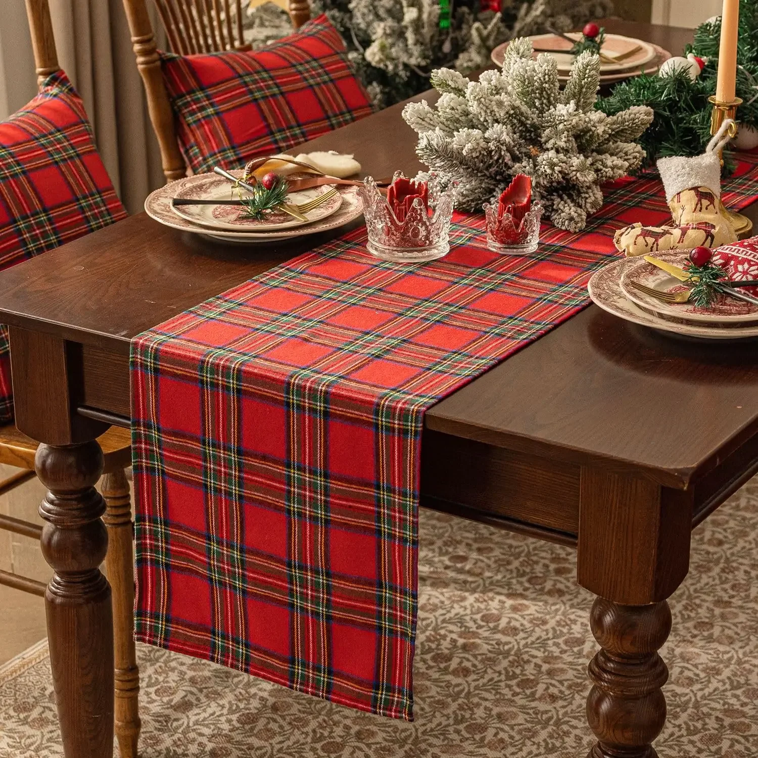 Description Picture 2 of itemChristmas Table Runner Scottish Tartan Plaid Home Dinning Table Decoration Tablecloth For Festival Christmas Party Table Cover