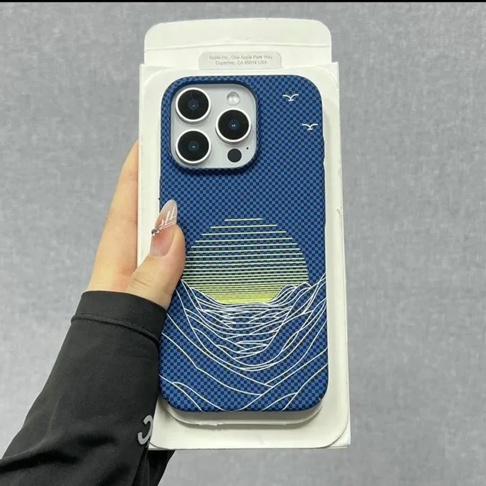 Luxury Slim Carbon Fiber Pattern Hard Armor Phone Case - Shockproof Protection Bumper Cover