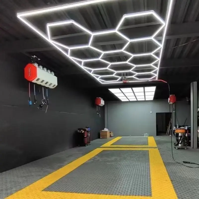 새로운 제품 크리 에이 티브 육각 벌집 어셈블리 LED 워크샵 빛 Dimmable