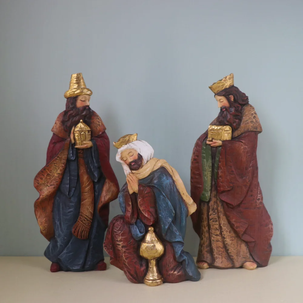 Holy Manger Nativity Figurines Scene Set 6