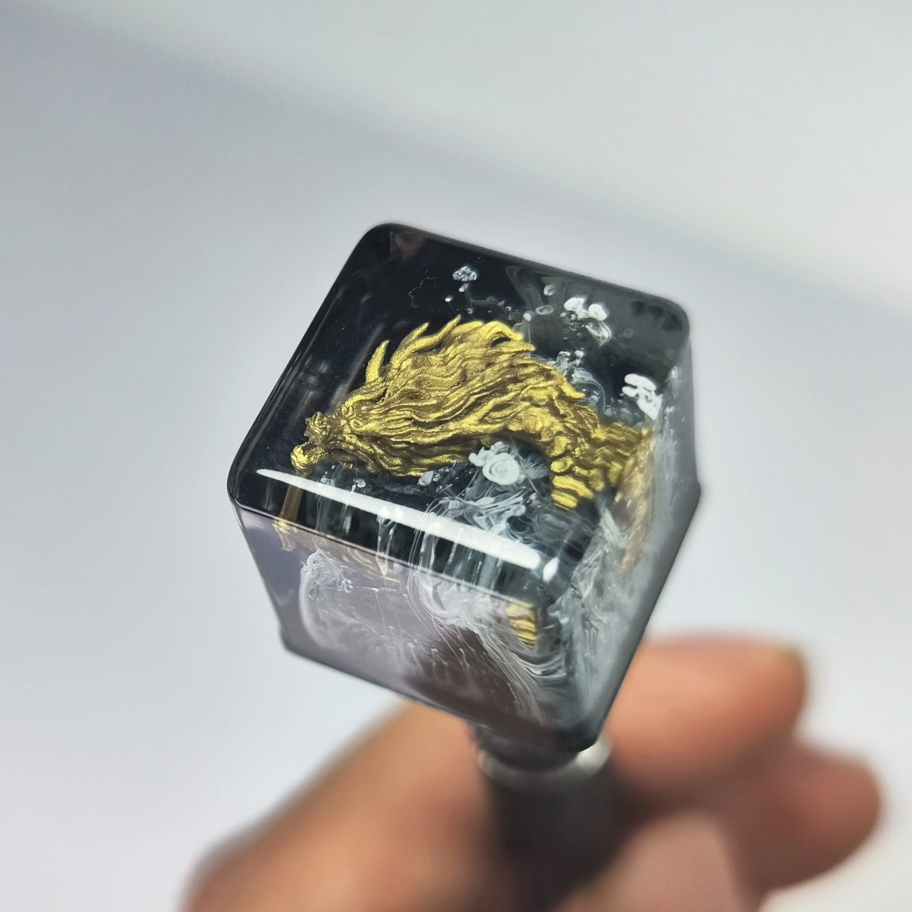 capuchons de touches en résine pour clavier design dragon doré fait la cadeau de vacances pour garçons