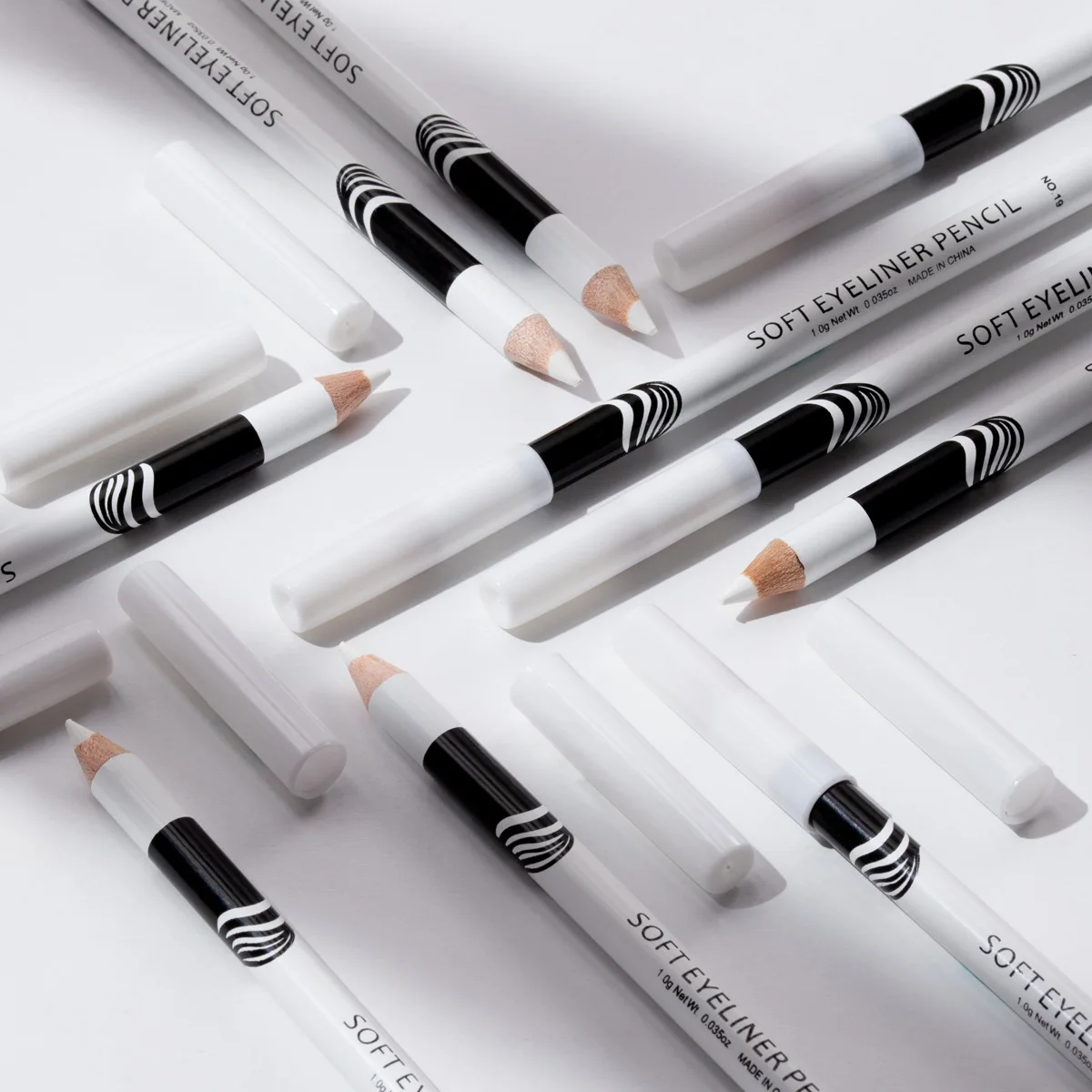 Menow P112 Silkworm Brightening White High Gloss Waterproof Eyeliner Pen Wholesale Makeup Cosmetic Gift for Women