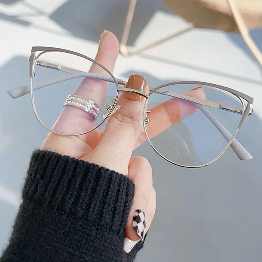 Women's Fashion Blue Light Blocking Eyewear – Stylish Optical Eye Protection Glasses