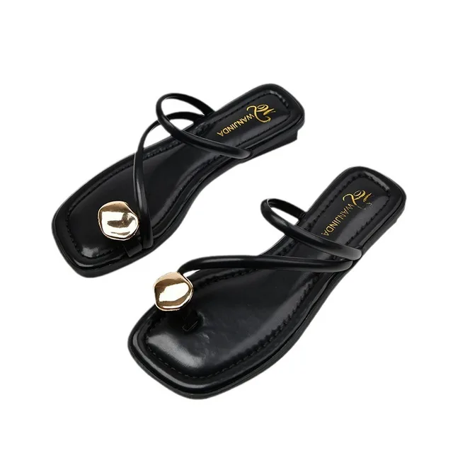 2024 women's new toe clamped slippers for women's summer outdoor wear metal buckle flat bottomed beach sandals 4