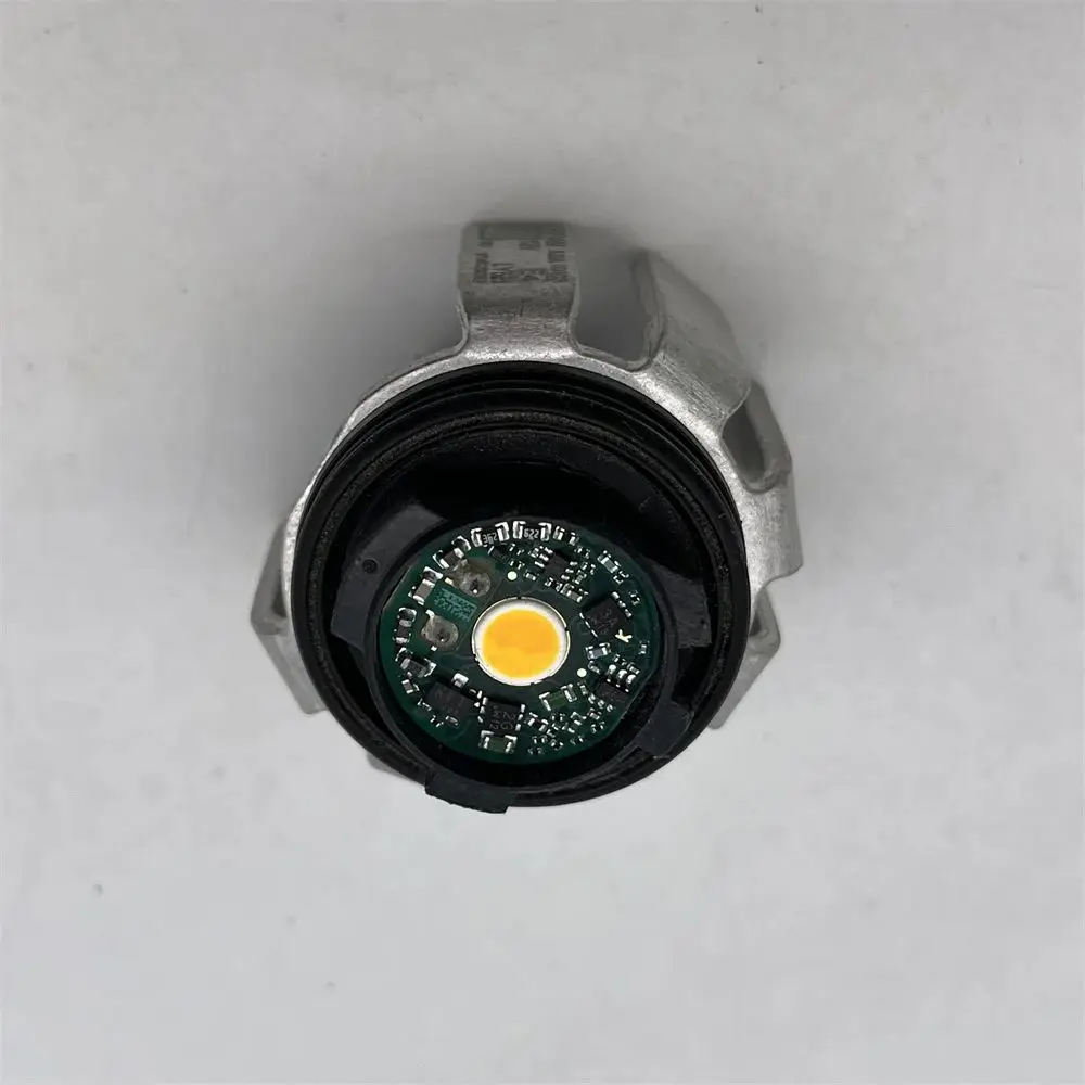 

Original used for Toyota Lexus Ralink Corolla turn signal brake light LED light source module bulb