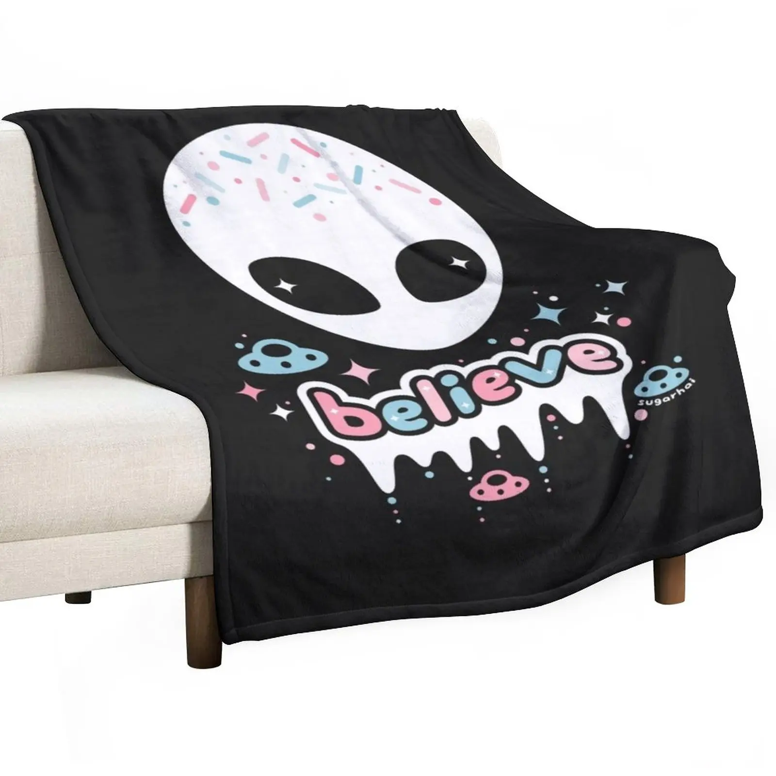 

New Space Grunge Believe in Aliens Throw Blanket Travel Blanket Moving Blanket