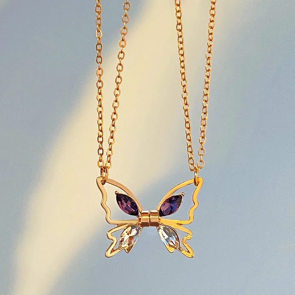 One Silver Butterfly Pendant Necklace With Unique Design And Full Shiny  Diamonds For Women | SHEIN USA