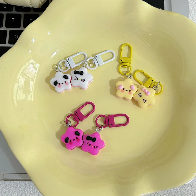 

Милый брелок в виде HelloKitty с изображением собаки корицы, милый мультяшный брелок для автомобиля, подвеска, школьный рюкзак, украшение, детская игрушка, подарок