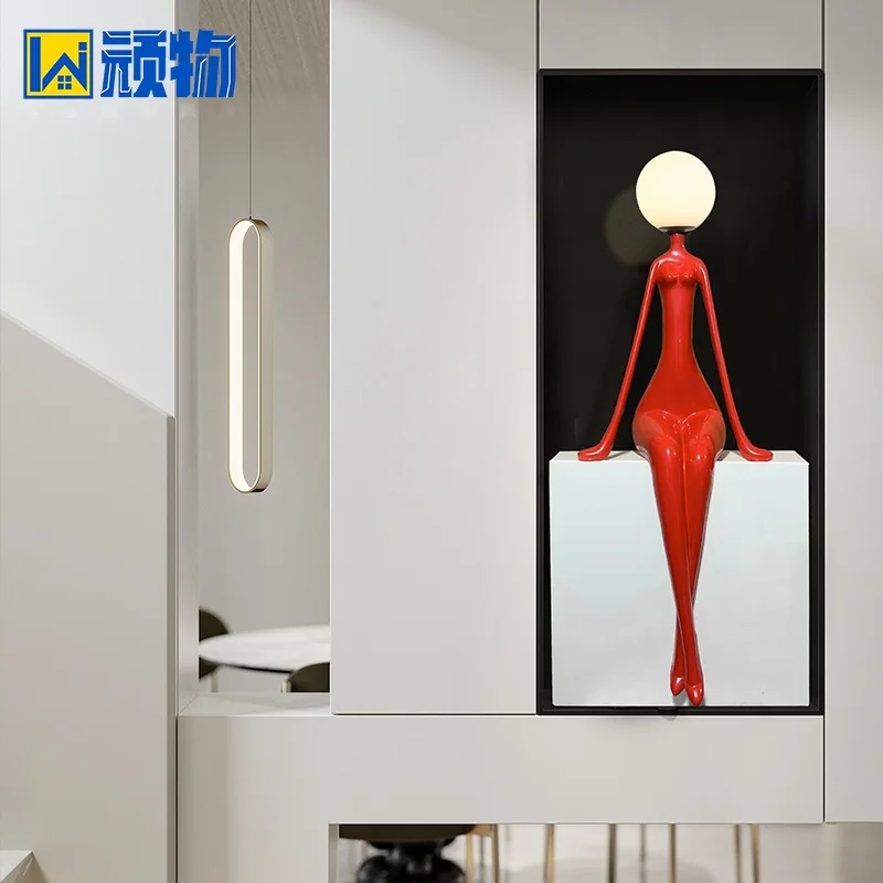 예술적 그림 조각 대형 거실 장식 플로어 램프, 크리에이티브 복도 호텔 판매 사무실 휴머노이드 추상 장식품