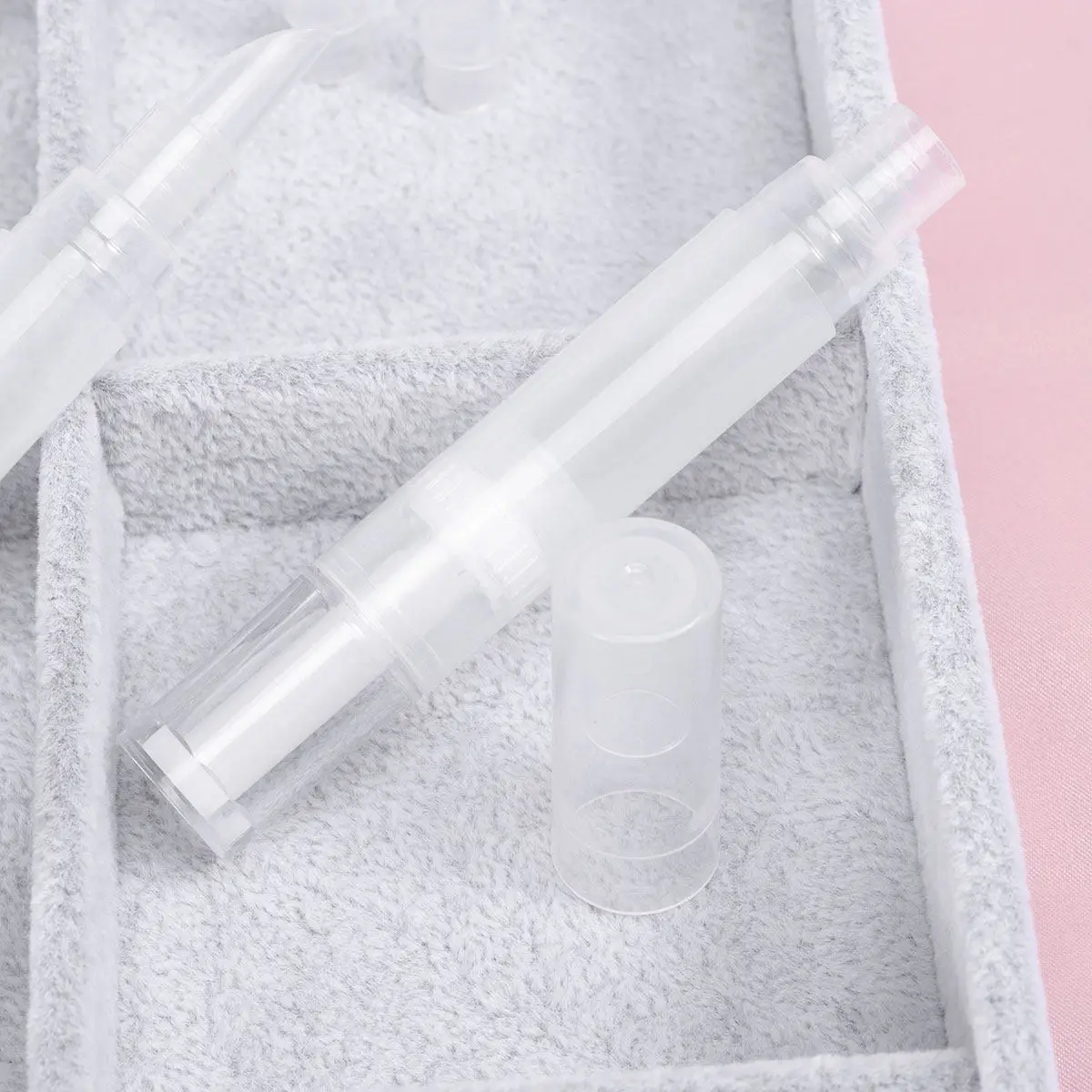 3Pcs 이중 눈꺼풀 펜 회전 디자인 오래 지속되는 메이크업 펜 DIY 자연스러운 눈 메이크업을위한 휴대용 투명 도구