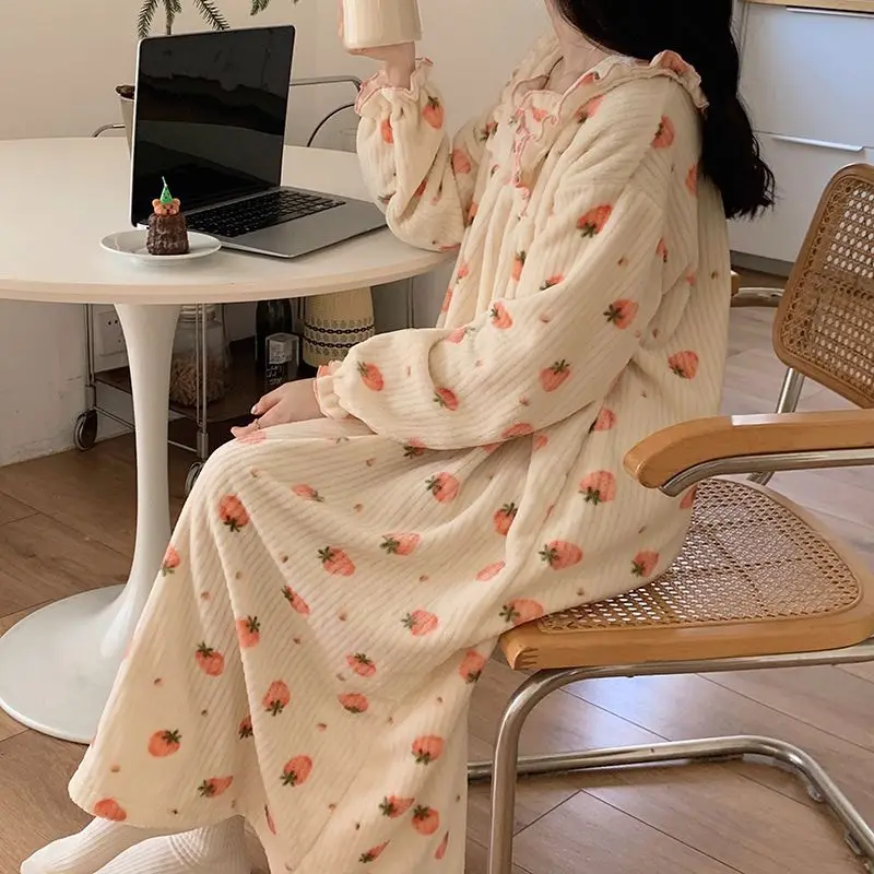 Winter Nightgown Women Coral Fleece Flannel Nightdress Sleepshirt Princess Sweet Cute Home Dressing Gown Long Nightwear Pajamas