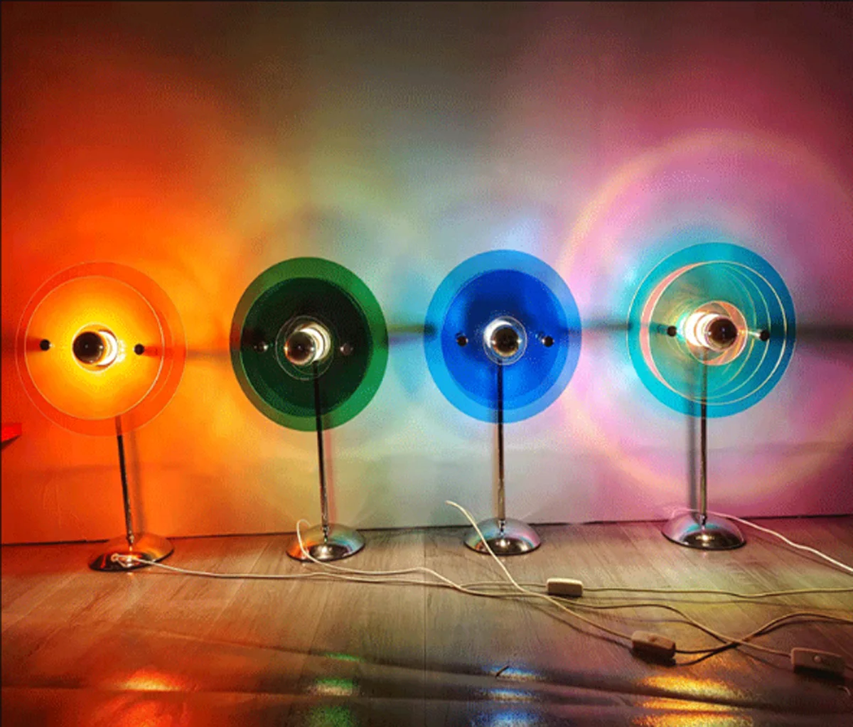 Bauhaus-inspired Retro Aura Lamp