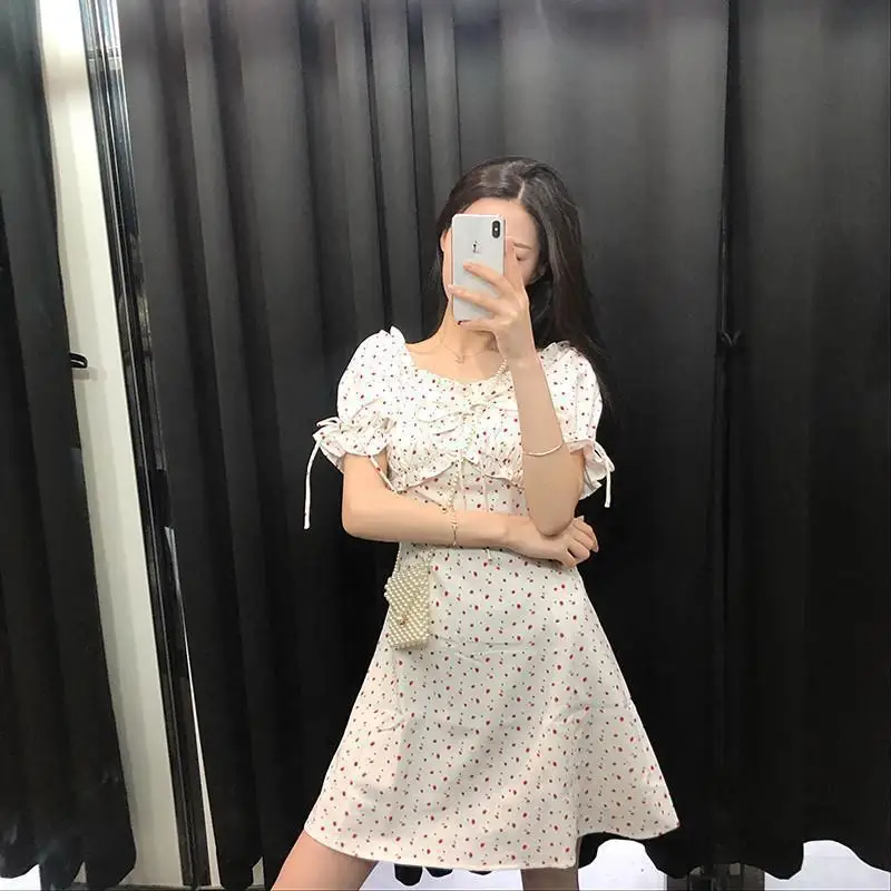 

Women White Cottagecore Dress 2021 French Vintage Woman Dresses Summer High Waist Slim Body Clothes Floral Elastic Streetwear
