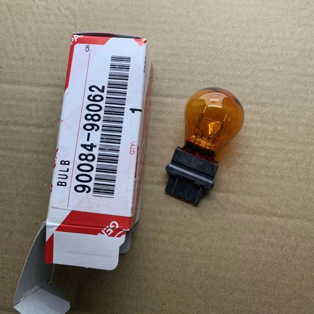 出品 Genuine Nissan Datsun 280zx 79-83 Hood Emblem Badge