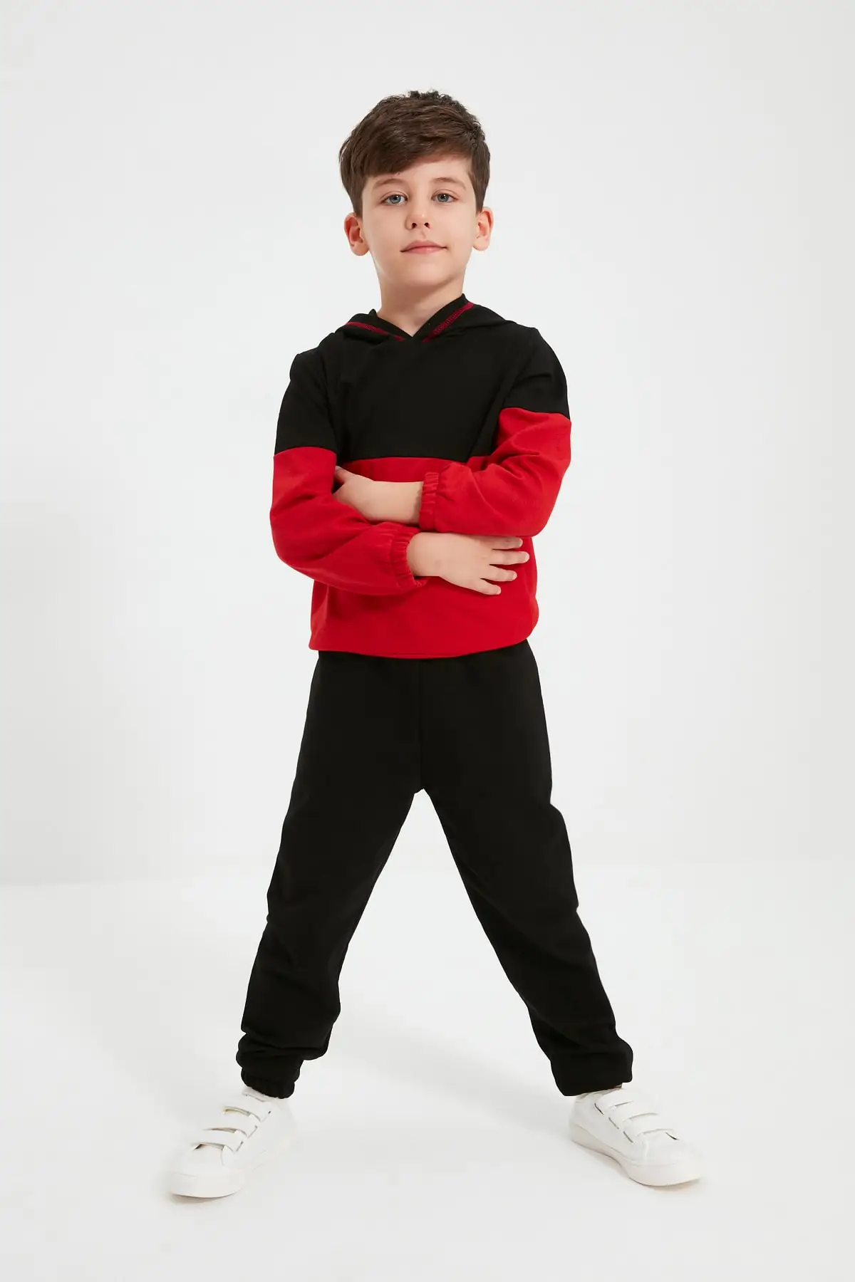 Trendyol с цветным блоком капюшоном для мальчиков детский трикотажный облегающий