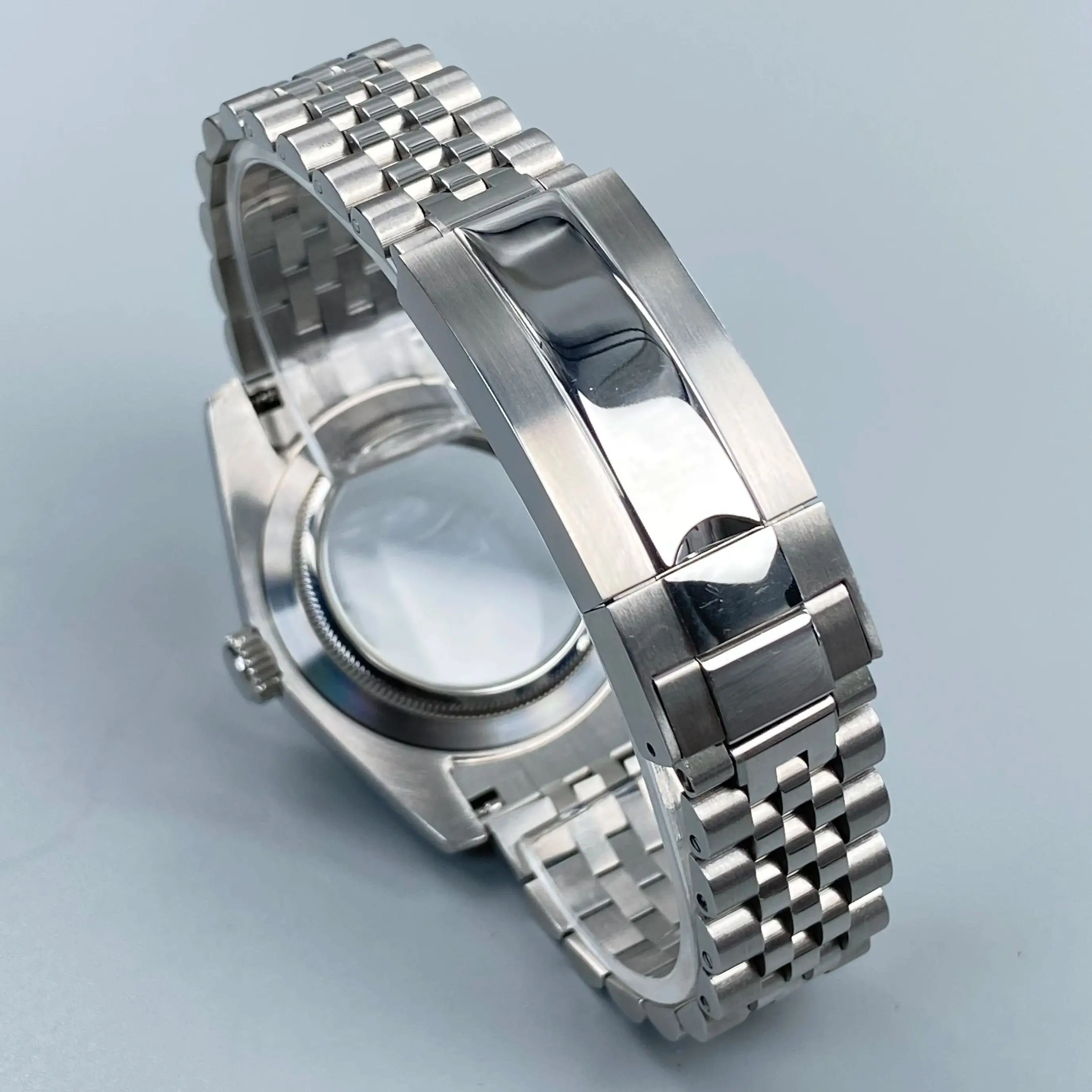 Fluted Bezel Sapphire Glass Stainless Steel Watch Case