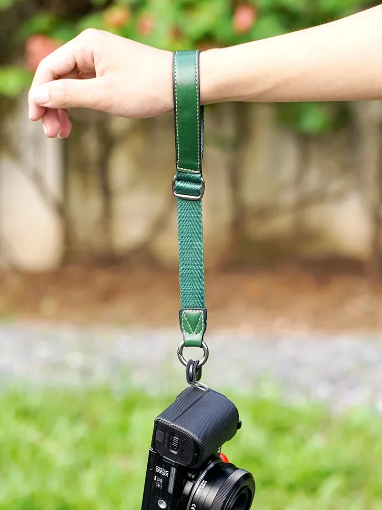 For Iconic Brand ZVE10 ZV1 A6400 Iconic Brand G7X G3X G1X Adjustable Camera Hand Strap Wrist Strap Universal Mirrorless Man-made Leather Strap