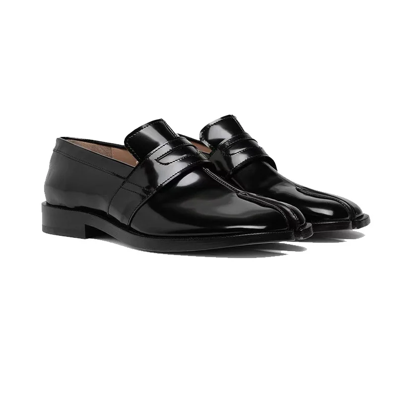 Split Toe Shoes Tabi Loafers women Single platfrom women Shoes Soft Leather Soft Soles Solid Color Flats Casual Shoes 2