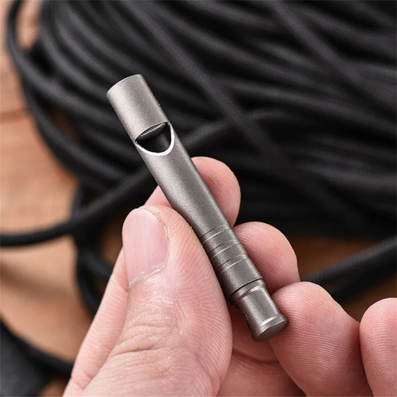 

Ультралегкий титановый аварийный свисток, портативный громкий свисток для кемпинга, пешего туризма, экстренного выживания