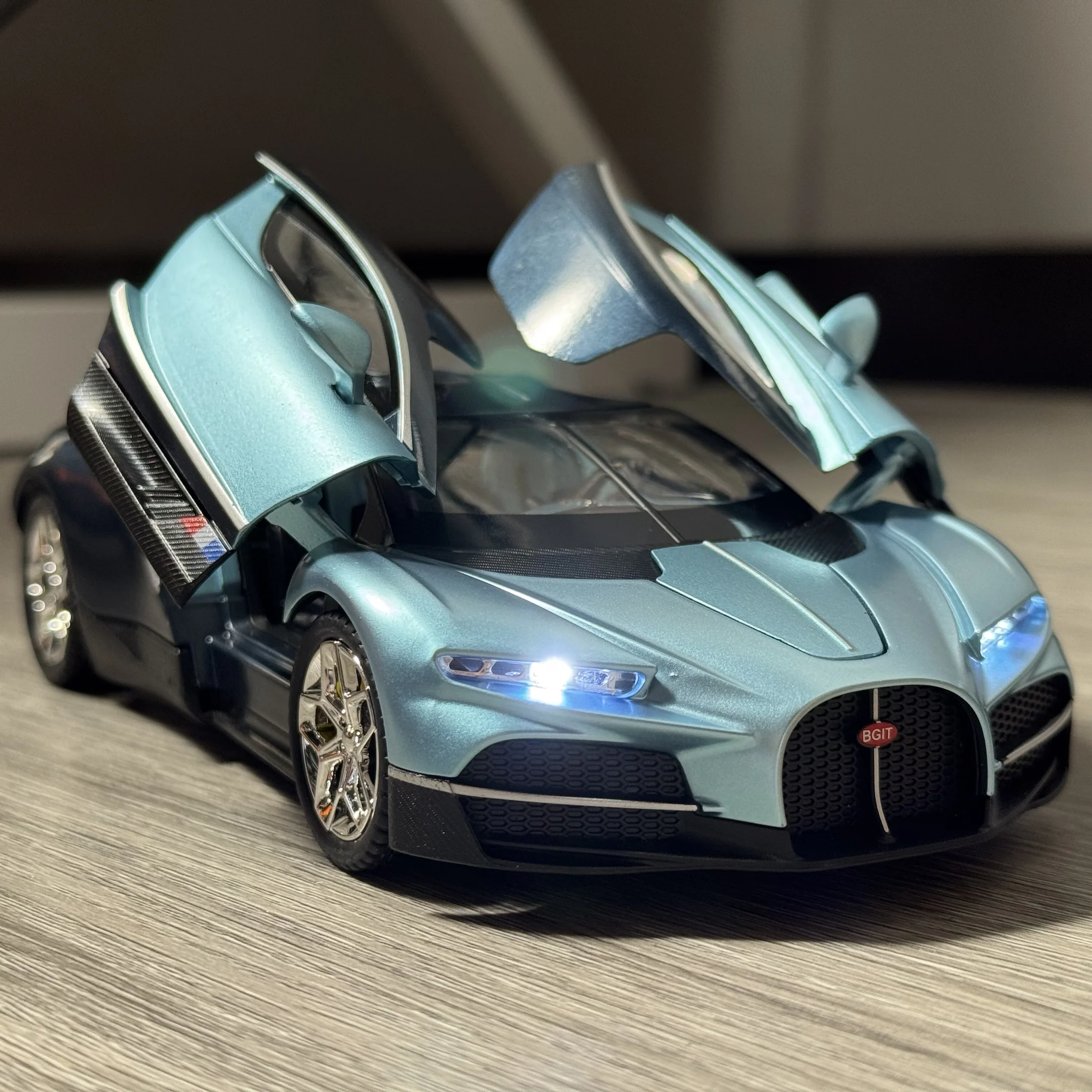 1:24 부가티 투르비옹 슈퍼카 합금 다이캐스트 메탈 모델카 고급 시뮬레이션 장..