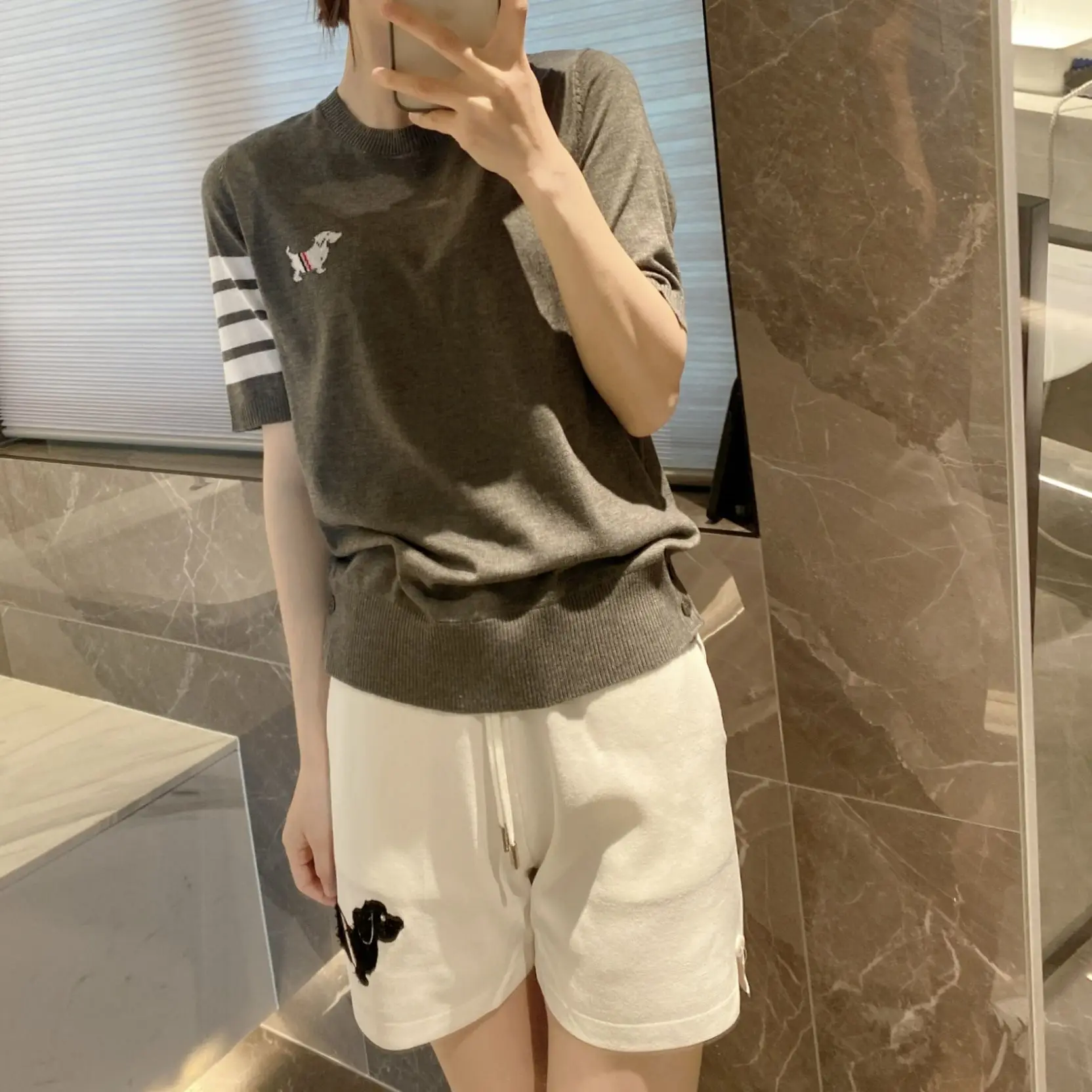 

TB BROWIN Women Knitted Top Thin T-Shirt Dog Loose O-Neck Top Short Sleeve Korean Design Casual Jacquard High Quality