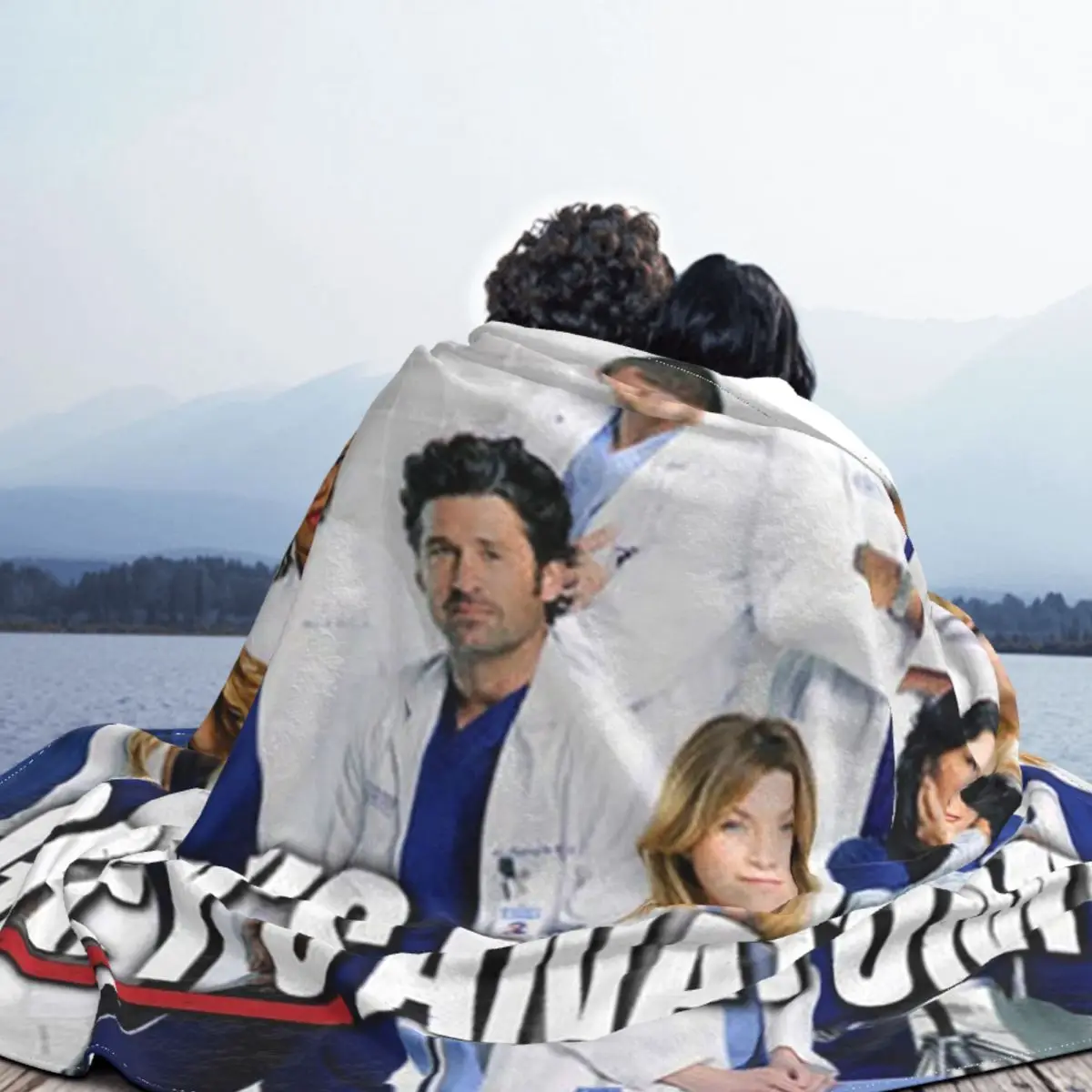 �׷����� �غ��� ��Ƽ�� ���, �ö��� �޷��� �׷��� ���� ���۵� ������ ������ ��� ����� ���� ħ�� �̺�