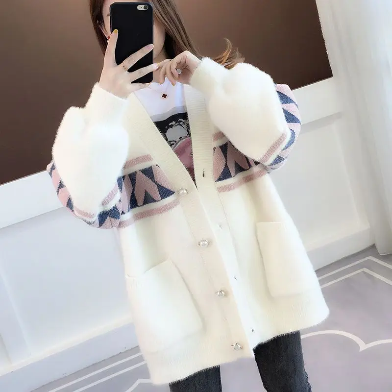 

2023 The New Listing Non Pilling Chenille Mink Fleece 100 Kg Sweater Coat Knitted Cardigan Thickened Large Women's Fat Mm Loose