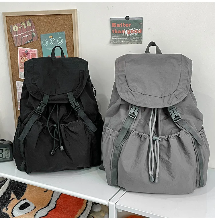 Modischer, lässiger Rucksack mit Kordelzug für Damen, 2022, modischer, leichter, plissierter Rucksack mit großer Kapazität für Outdoor-Reisen – Detail 27