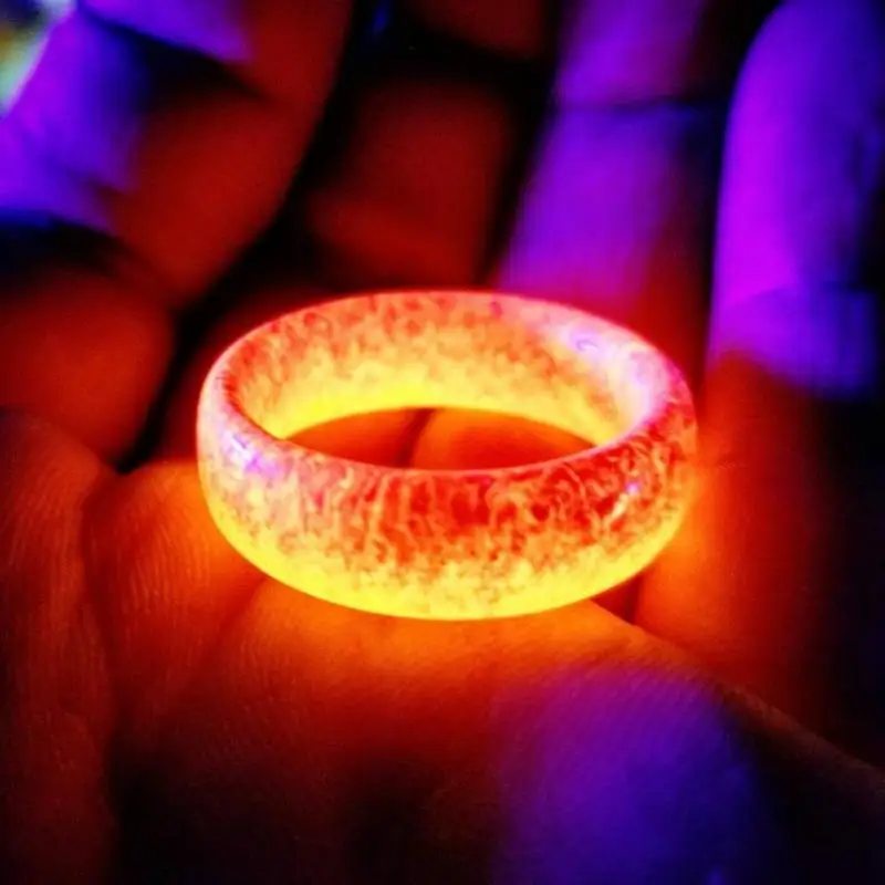 

New Red Color Changing Ring Luminous Rings Couple Ring Cool Luminous Cracked Ring Jewelry Christmas Party Gifts Dropshipping