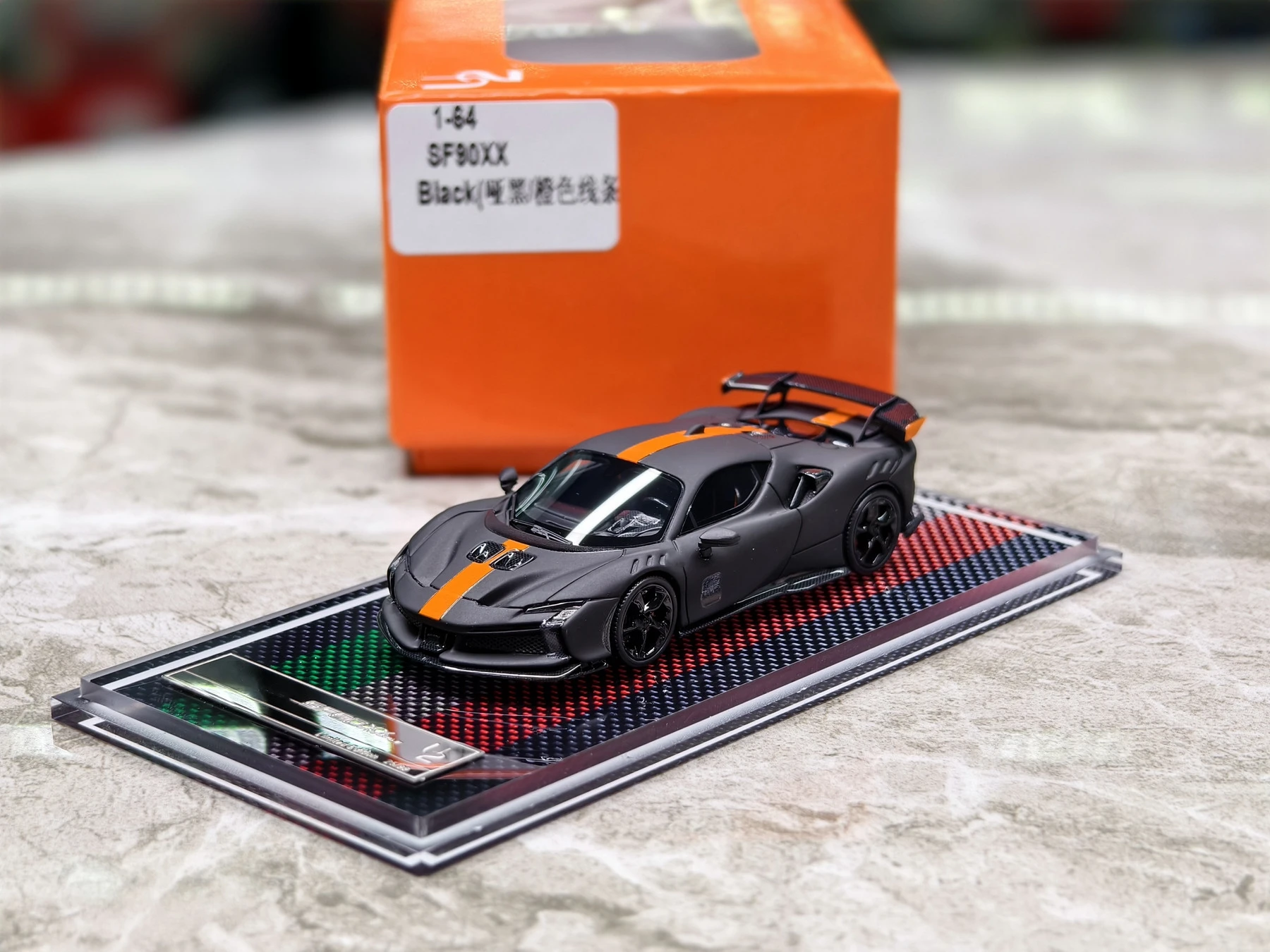 U2 1:64 SF90XX Diecast Model Car Resin Limited edition Toy Gifts