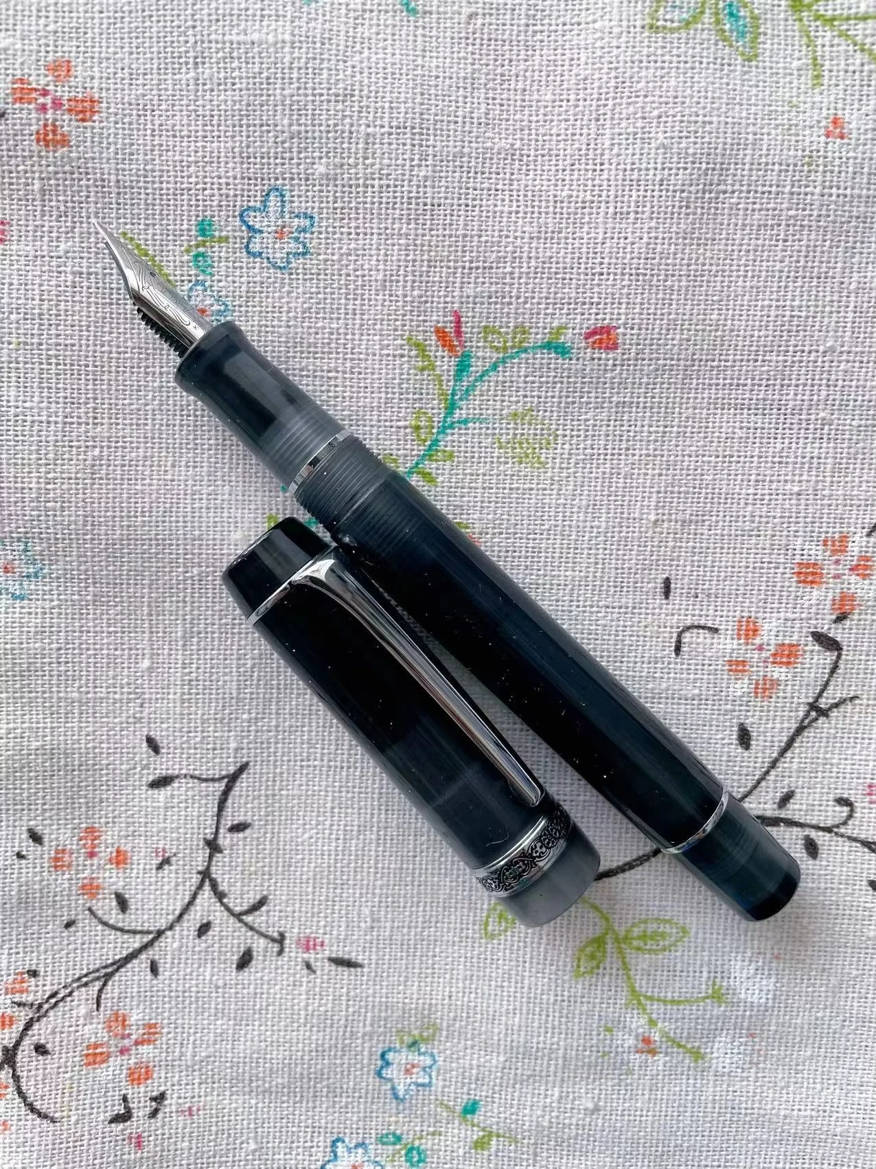 Kaigelu-アクリル万年筆、ポリッシュペン先、ブルー、ブラウン