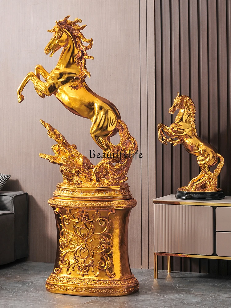 

European Horse Ornament Large Plated Win Instant Success Soft Decoration