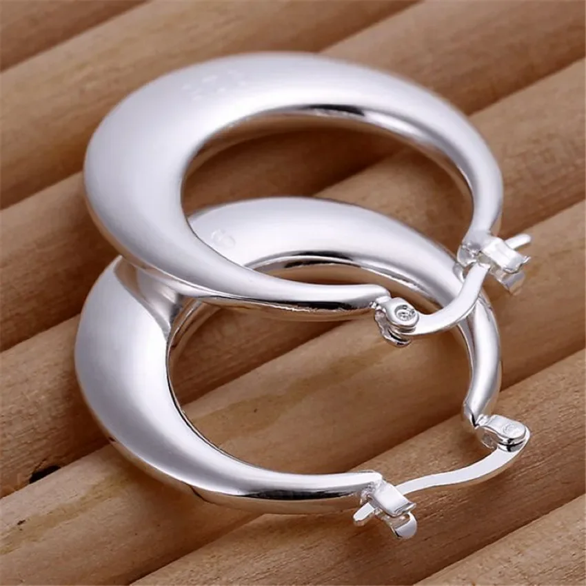 Beautiful crescent silver color earrings fashion jewelry women silver jewelry