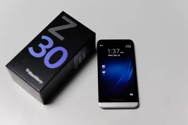 スマートフォン本体 040300A BlackBerry Z30 BlackBerry Z30 (Verizon Wireless) Review | PCMag