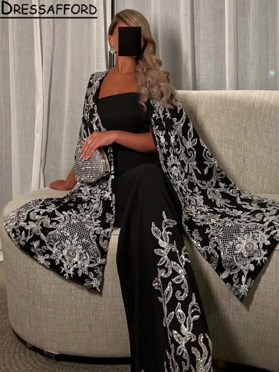 

Black Spaghetti Straps Dubai Straight Evening Dress with Silver Sequined Appliques Ribbons Saudi Arabic Formal Party Gown