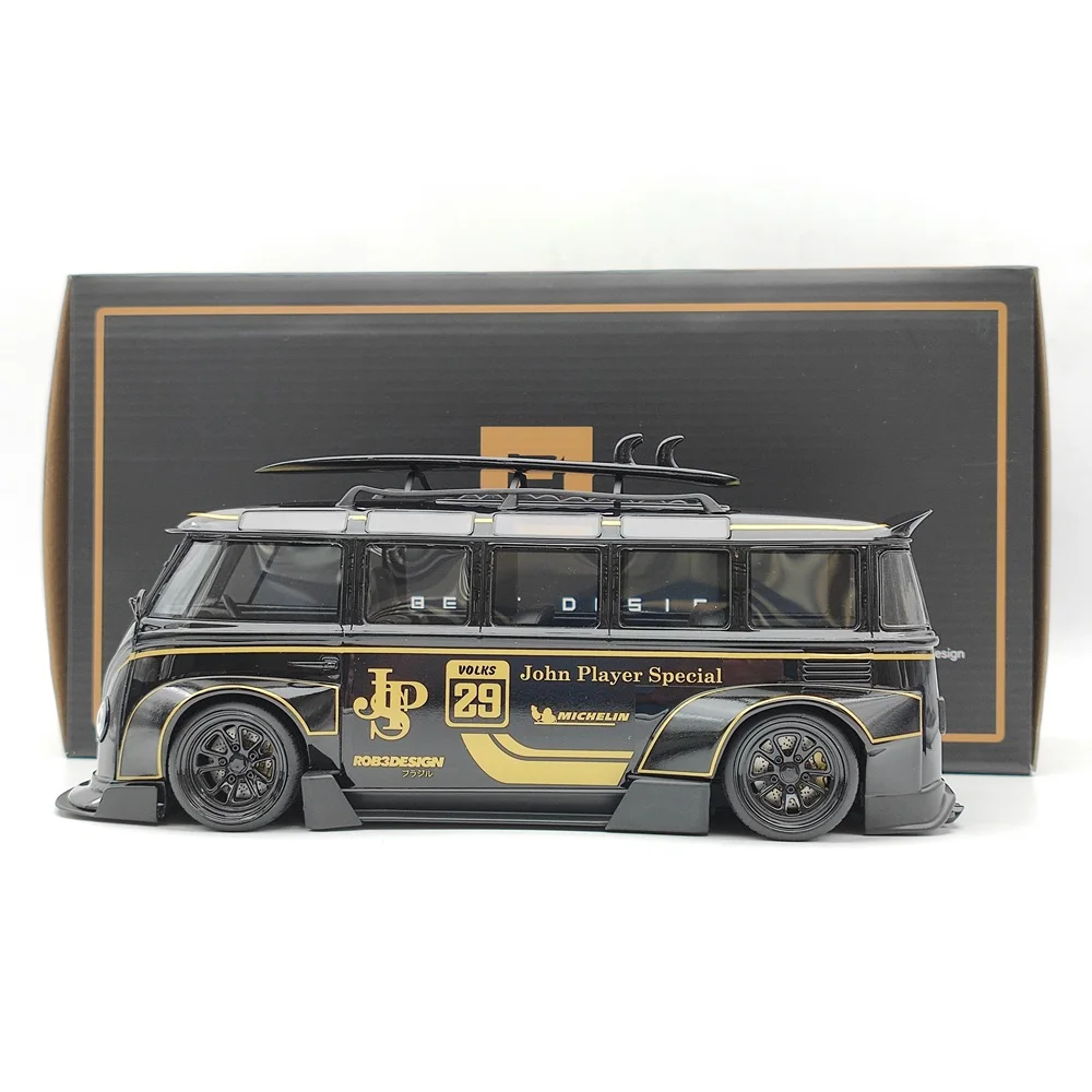 ミニカー 1/18 Widebody VW Bus JPS RWB Amazon.co.jp: Widebody Volkswagen Bus 1/18 JPS RWB White