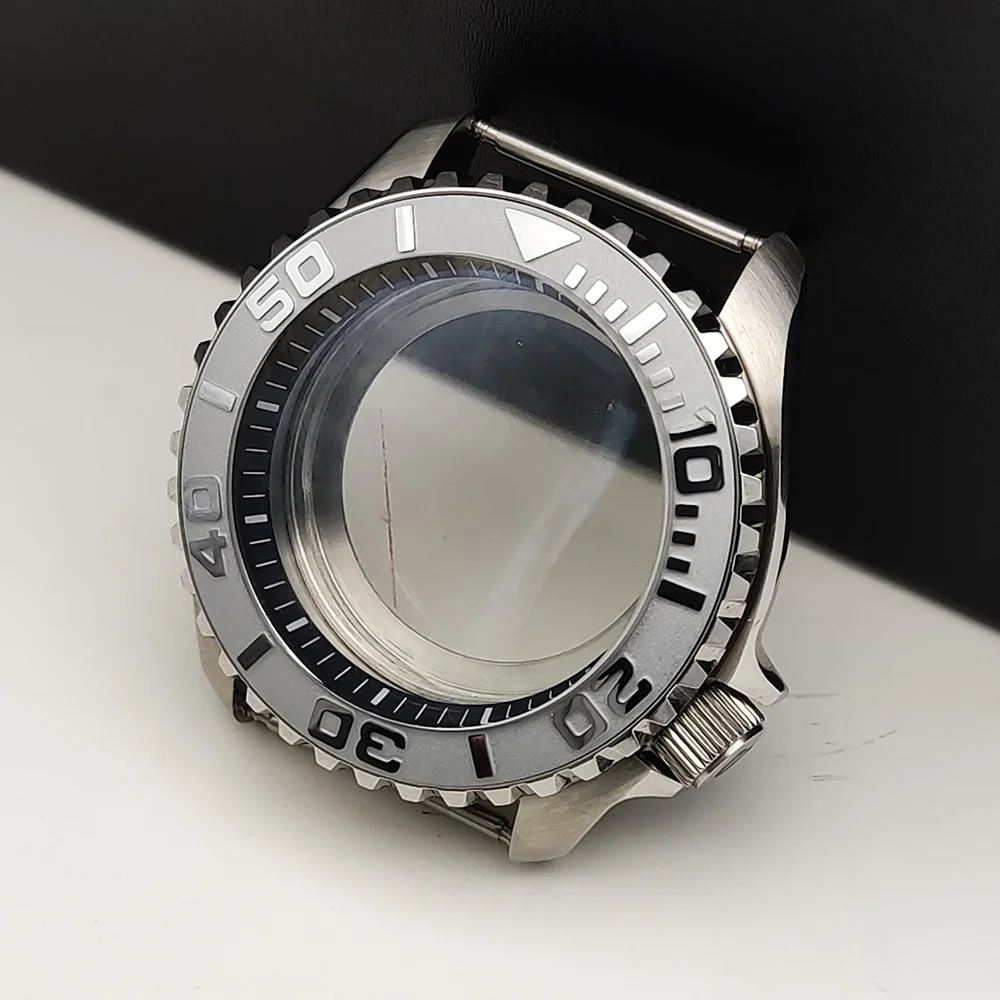 Vibrant 42mm Watch Case with Sloping Bezel