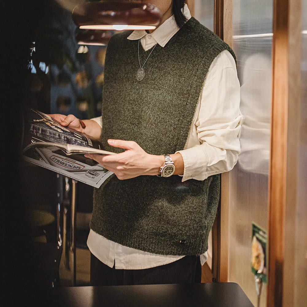 Maden Retro Knitted V-neck Men Sweater Vest For Fall Winter men sweater vests mens knitted vest