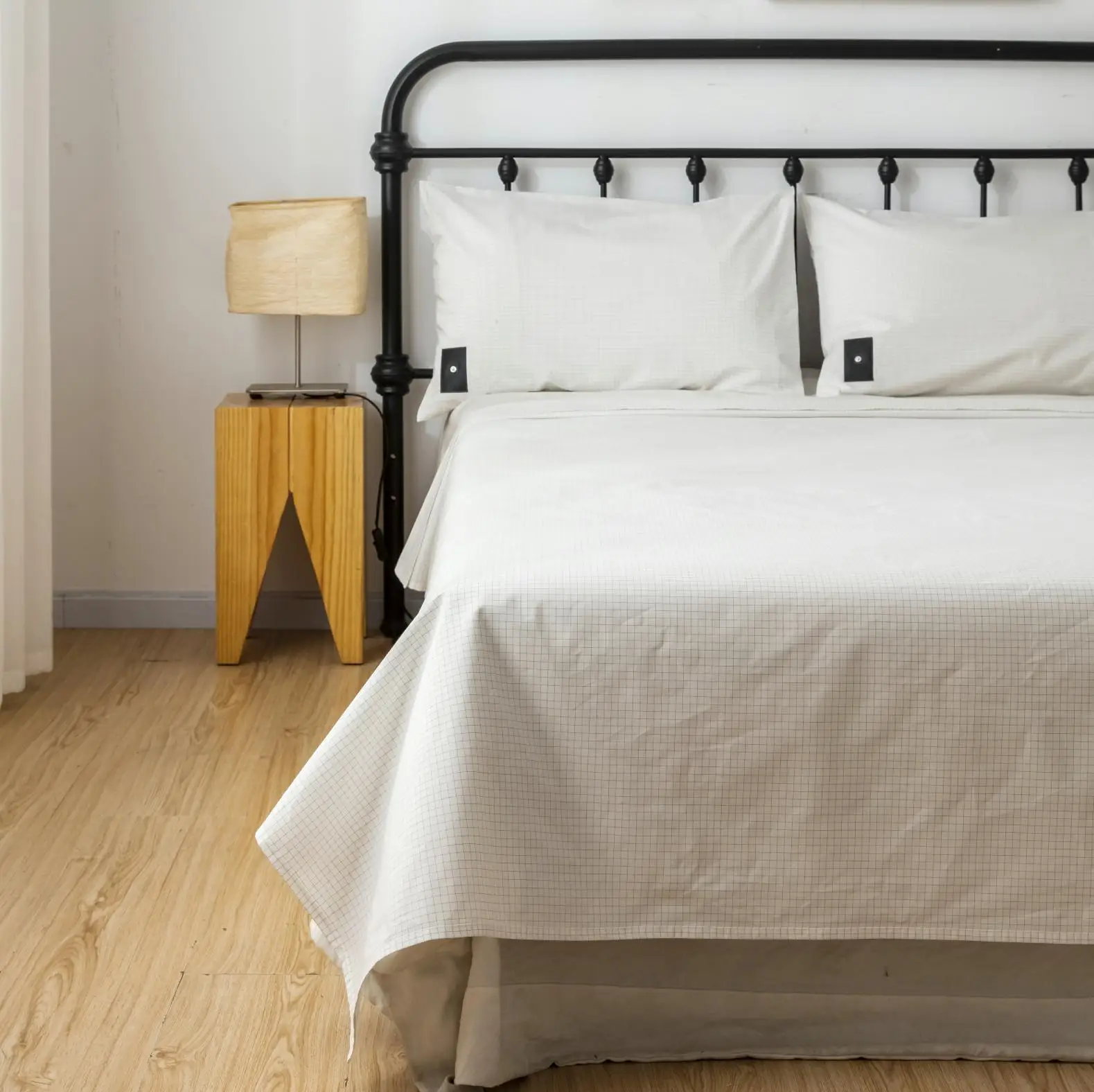 Earthing Grounding Sheet with 10% Silver Fiber and Organic Cotton include a Grounding Cord, Keep Good Sleep 3