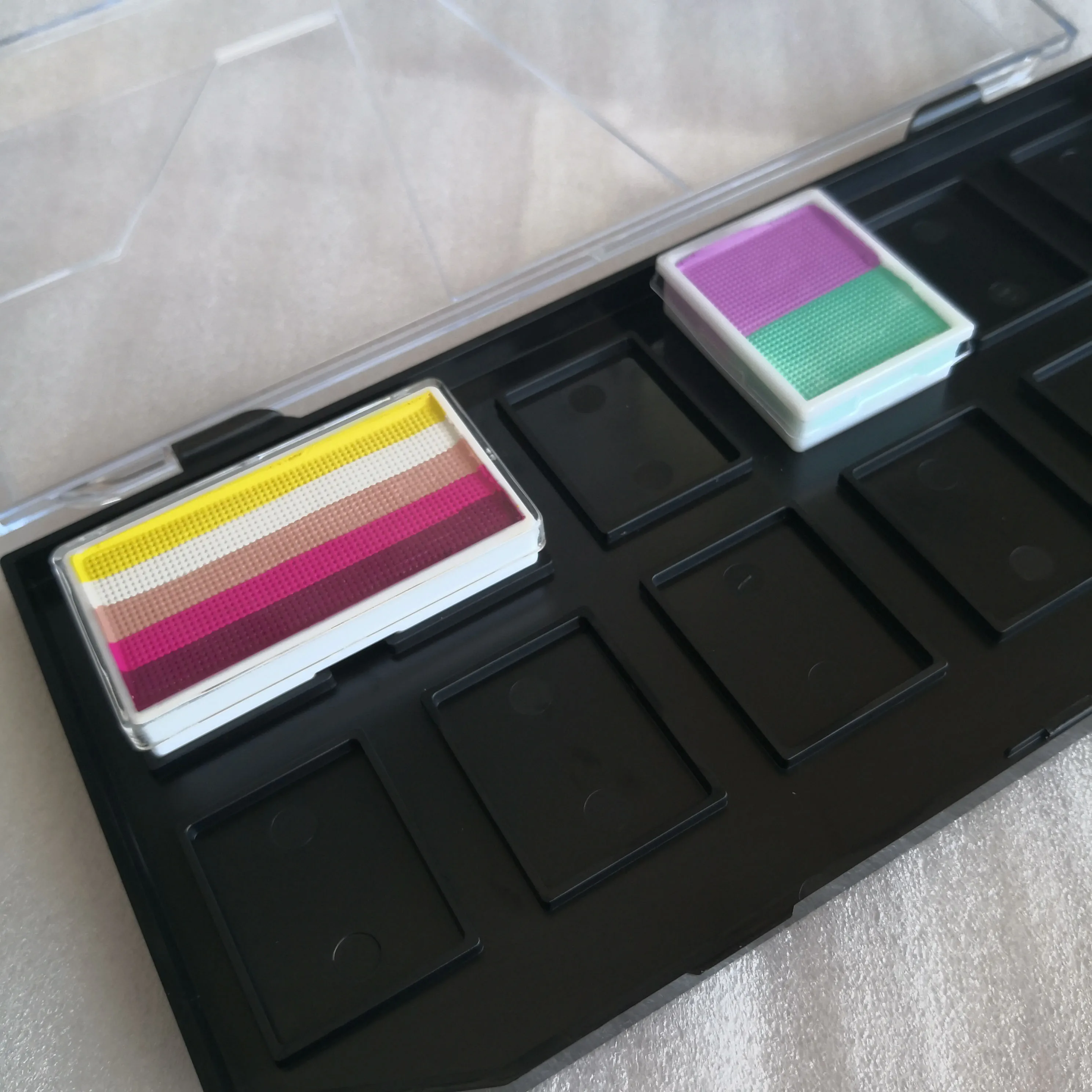 12 Grids Rainbow Split Cake Face Painting Body Art Painting Pigment Plastic Box Empty Palette Tray With Lid 4