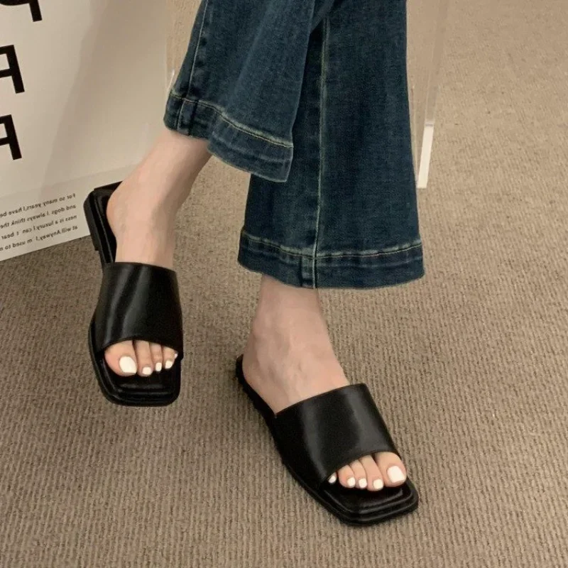 

Женские сандалии на массивном каблуке, босоножки в Корейском стиле с клипсой, Уличная обувь с квадратным носком, Босоножки с открытым носком на одной линии, Новинка лета 2023