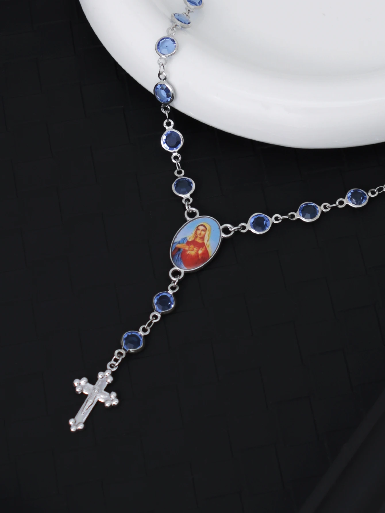 Retro Necklace Women Jewelry Trendy Y-Shaped Choker Cross Pendant