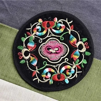 1pc Retro Style Fabric Embroidery Coasters Hot Milk or Coffee Storage Items Personalized Home Dining Table Decoration Tools 2