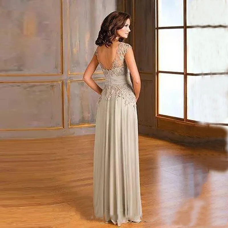 Champagne Chiffon Silk Mother of the Bride Dresses Plus Size Cap Sleeves Formal Wedding Guest Celebrity Evening Dresses
