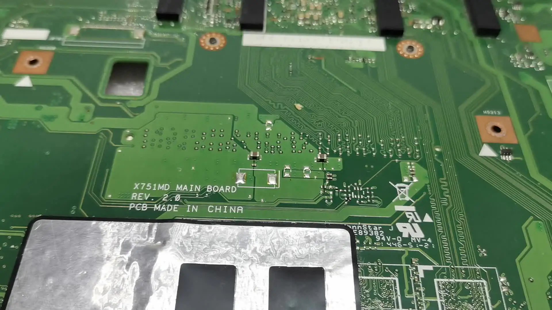Carte Mère ASUS X751LD / F751M - 60nb0600-mb2610 - Intel Pentium N3540 - GT820M - Occasion