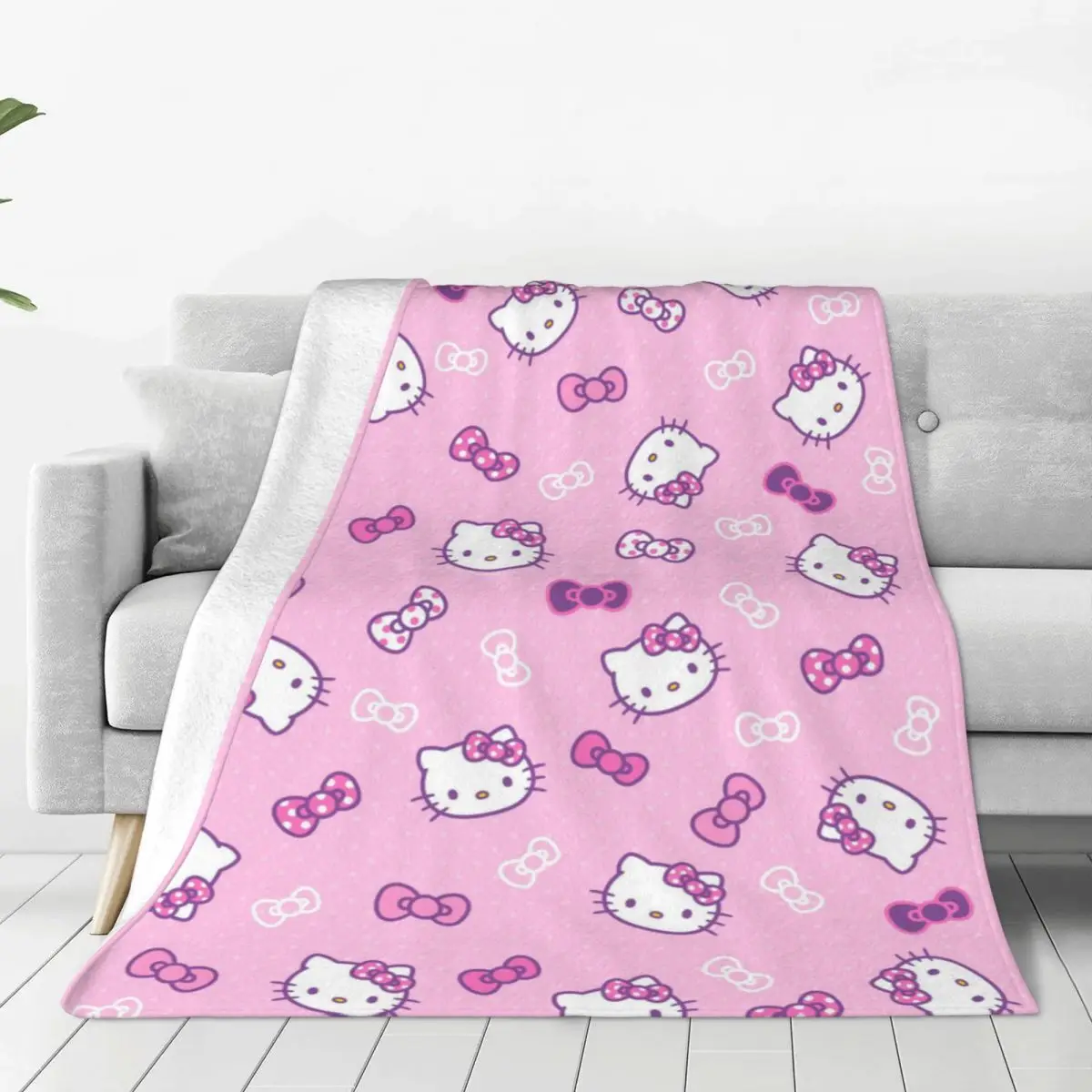 Hello Kitty Super Warm Blanket Travel Plush Throw Blanket Novelty Bedroom Flannel Bedspread Sofa Bed Cover 1
