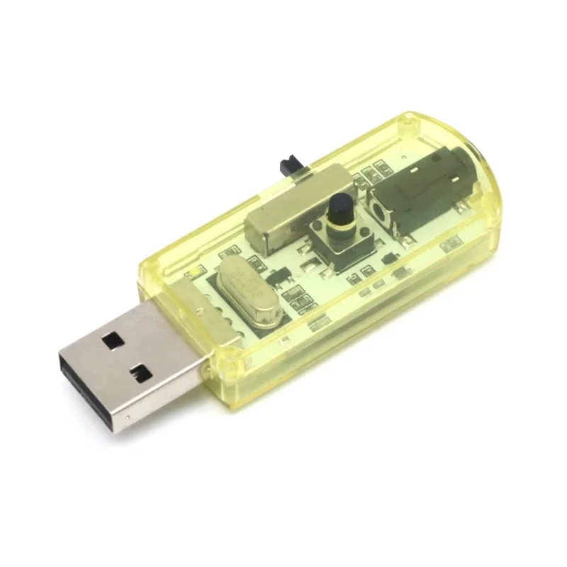 Écran d'ordinateur affichant un hélicoptère en vol simulé avec le simulateur de vol RC 30 en 1 USB.