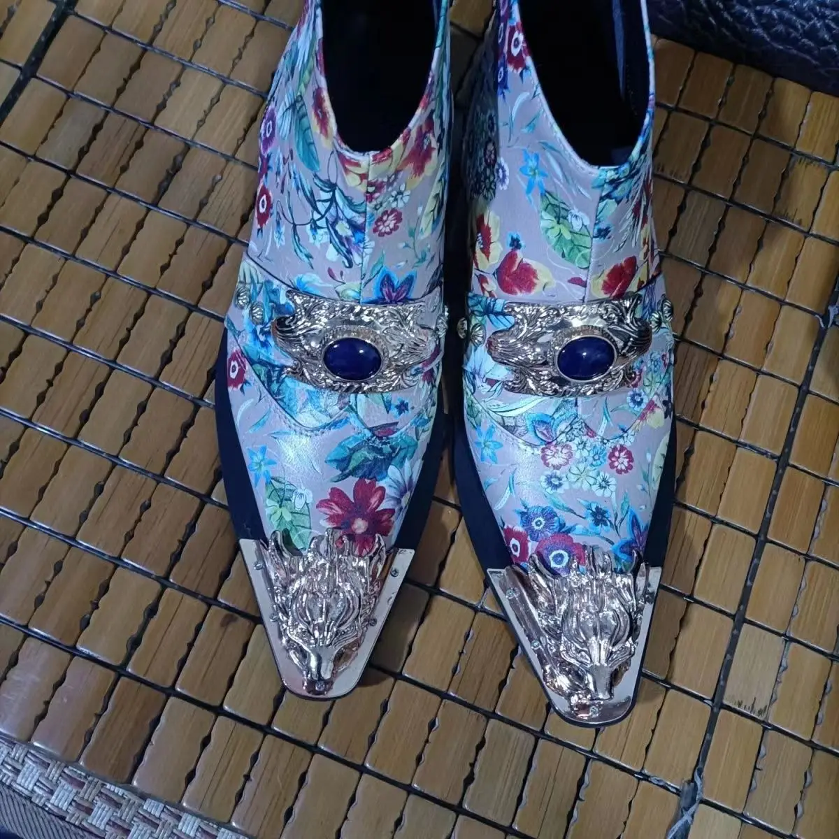 Herren Chelsea-Stiefeletten aus Rindsleder, luxuriöse Herrenstiefel mit Metallspikes für Frühling & Herbst – Detail 13