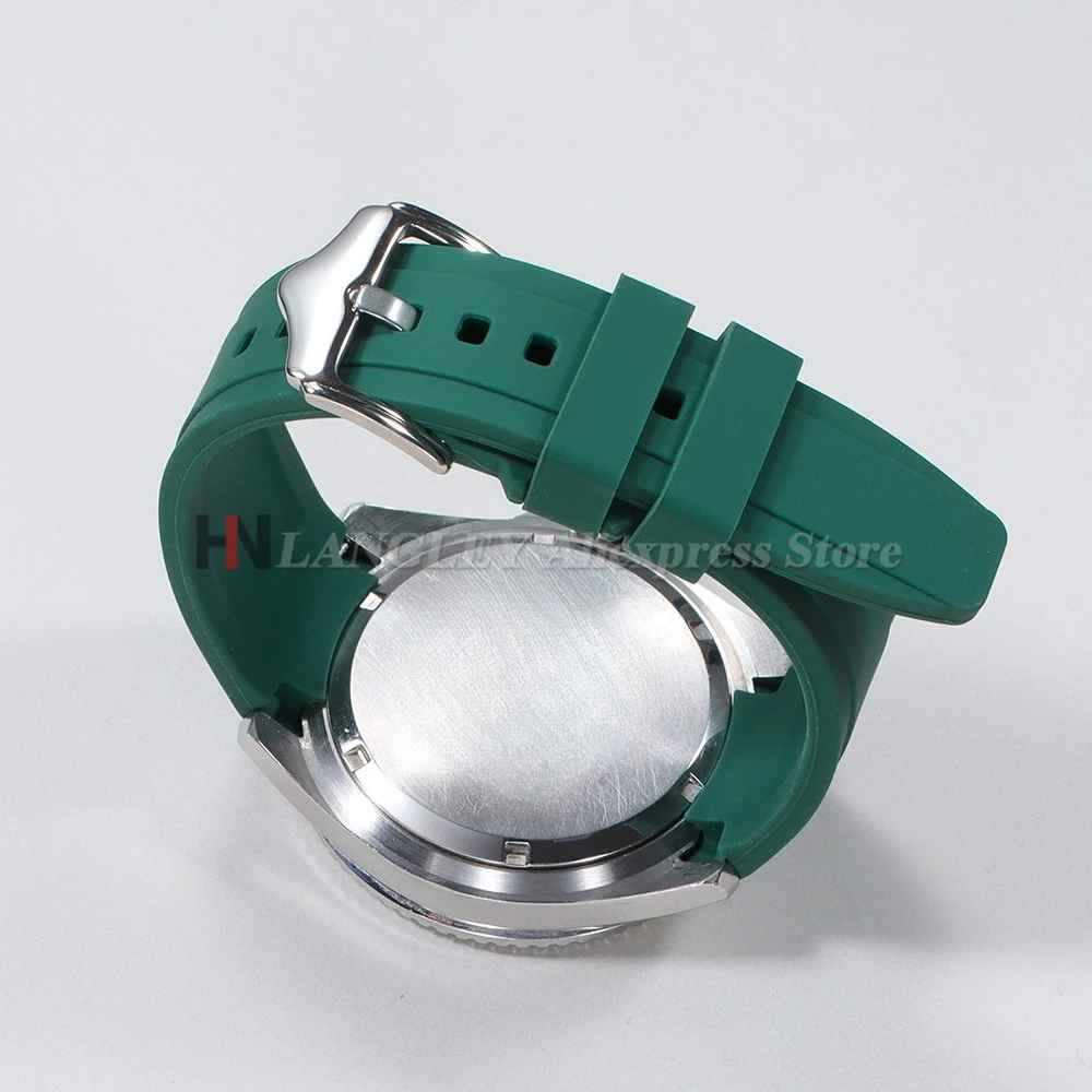 High-Quality Waterproof Silicone Watch Band with Curved Ends – Available in 20mm and 22mm